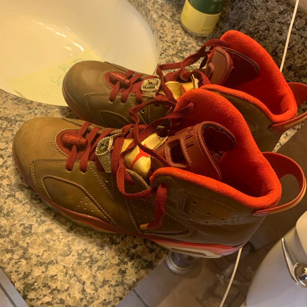 Air Jordan 6 Cigar Retro Championship Sneakers